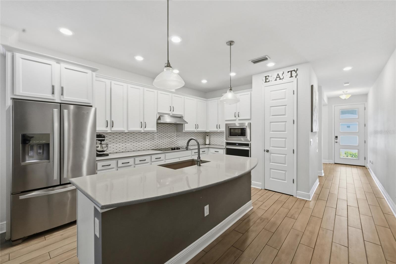 Image 9 of 31 For 5542 Spanish Moss Cove