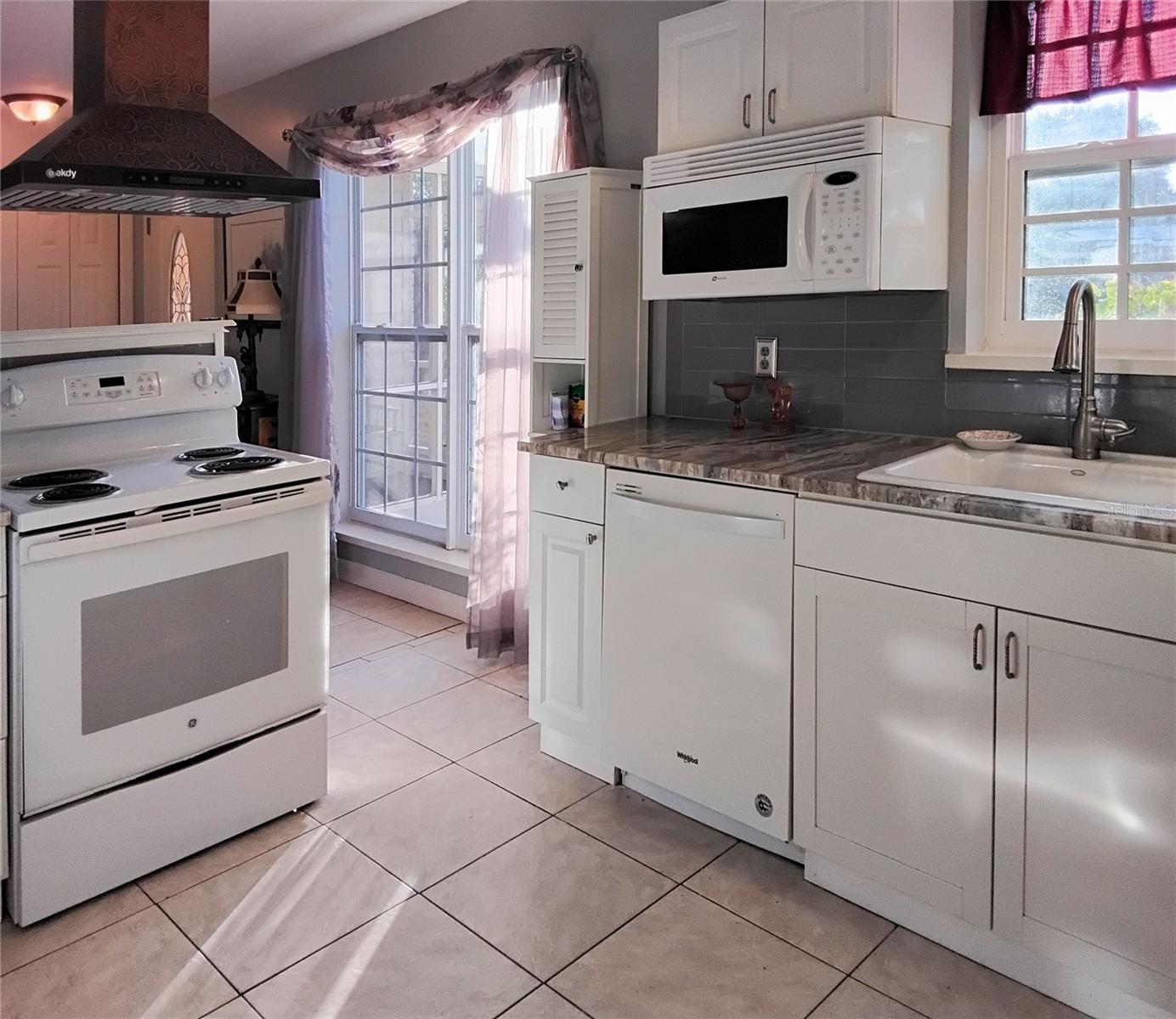 Image 30 of 73 For 2440 Elkcam Boulevard