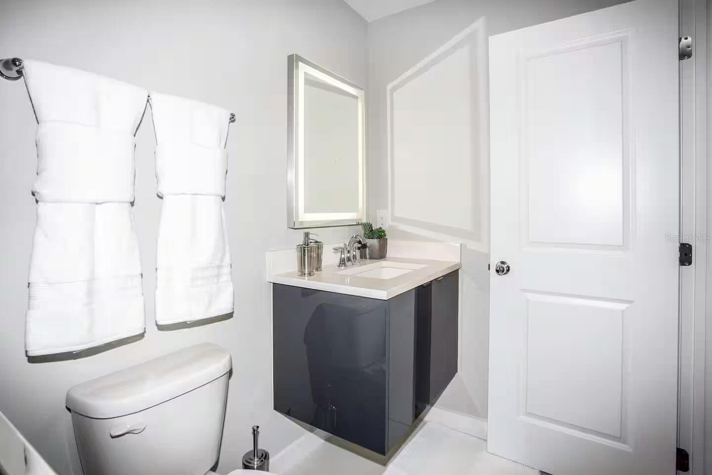 Image 23 of 33 For 4446 Le Reve Court