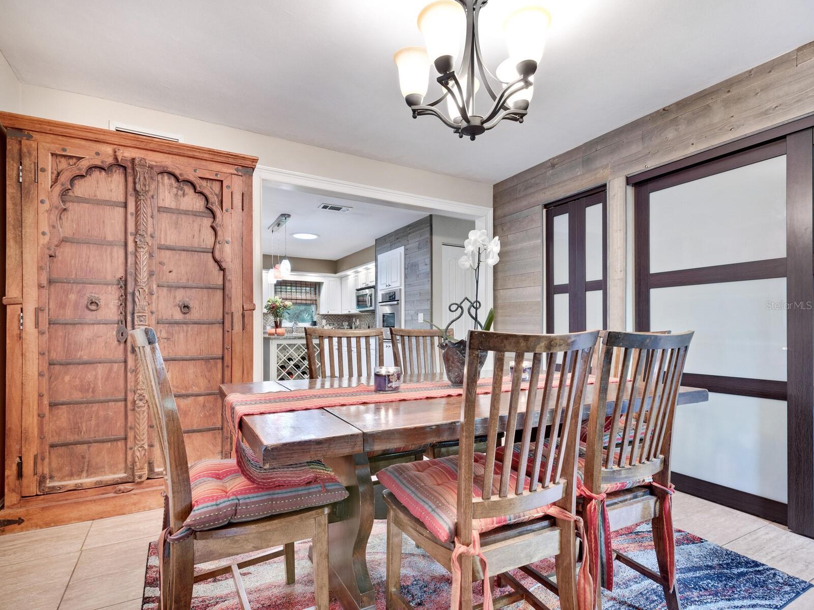 Image 10 of 85 For 1737 Bay Street