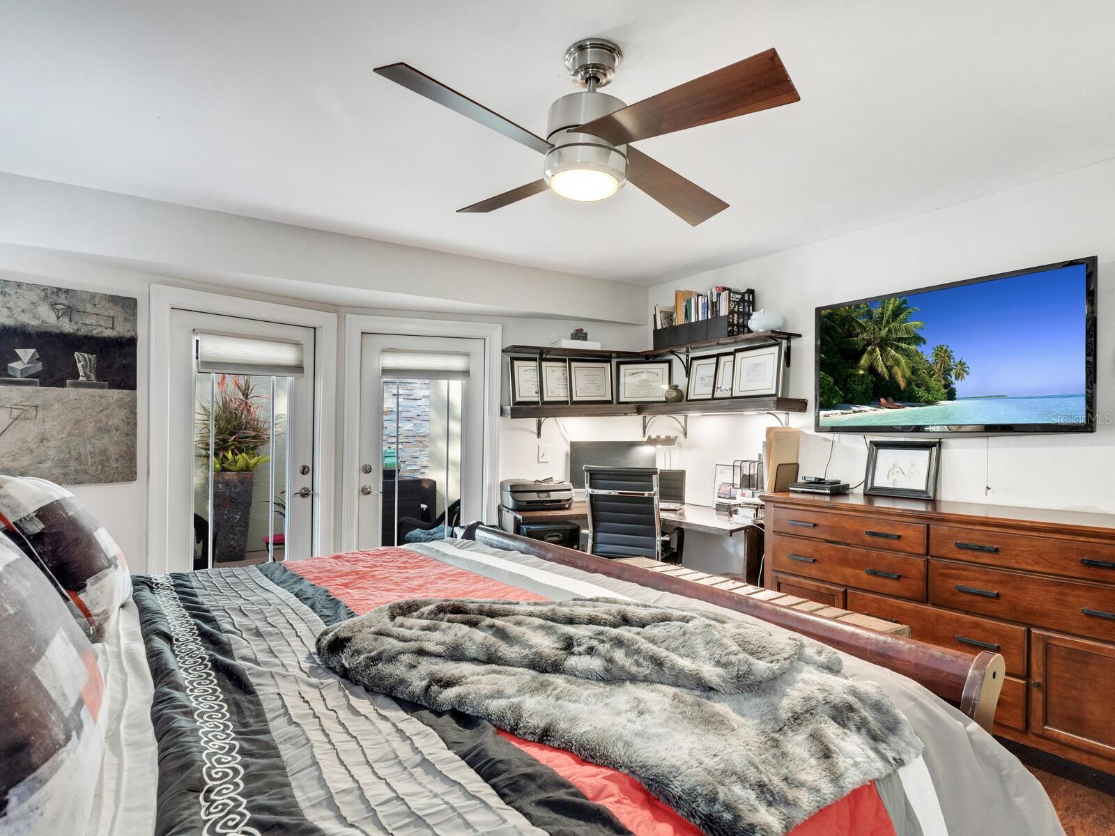 Image 16 of 85 For 1737 Bay Street