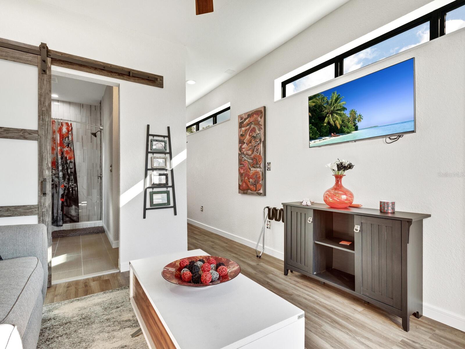 Image 24 of 85 For 1737 Bay Street