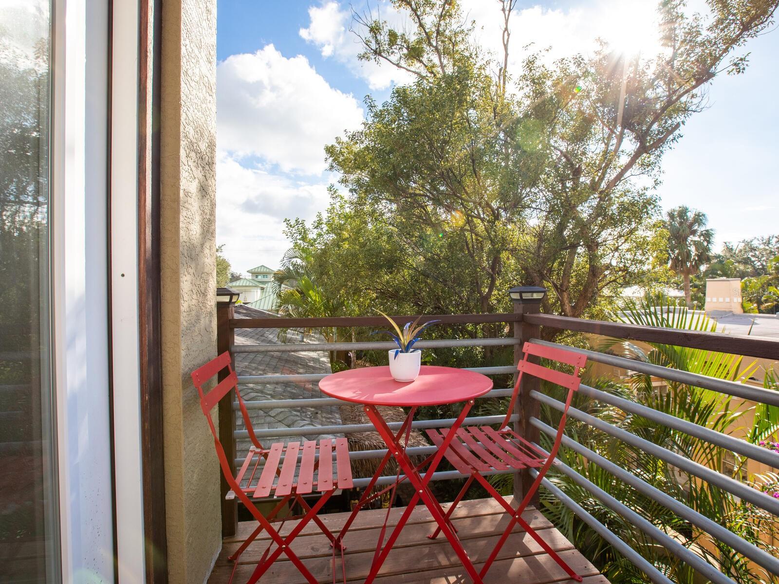 Image 30 of 85 For 1737 Bay Street