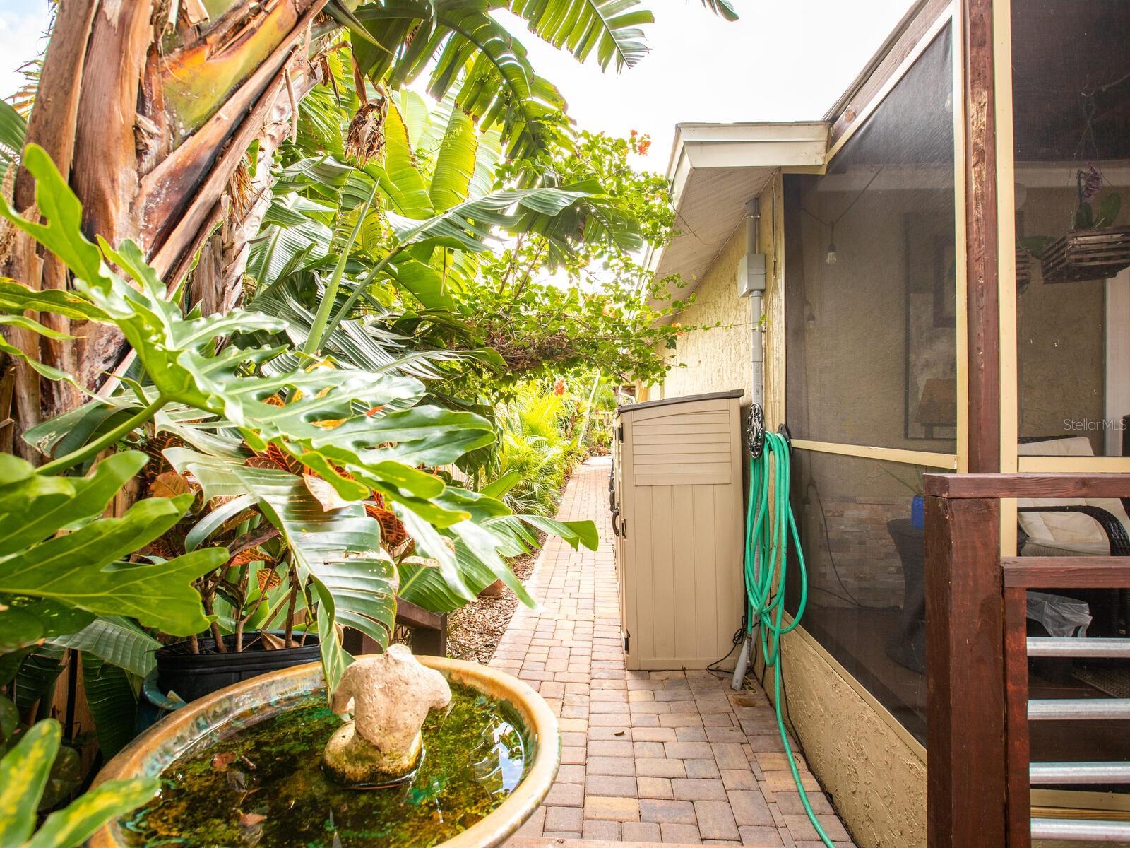 Image 36 of 85 For 1737 Bay Street