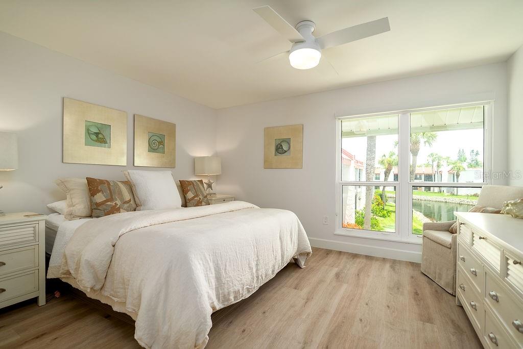 Image 16 of 37 For 1801 Gulf Drive N 276