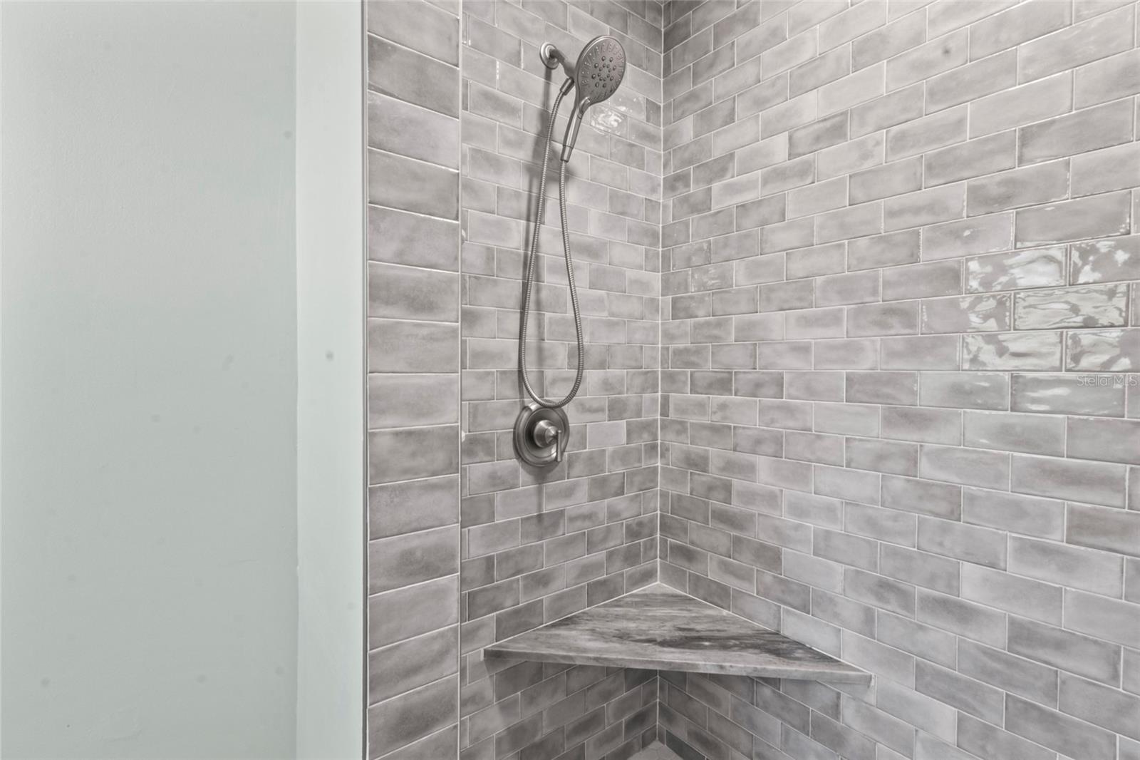 Image 15 of 29 For 4404 55th Ave Drive E