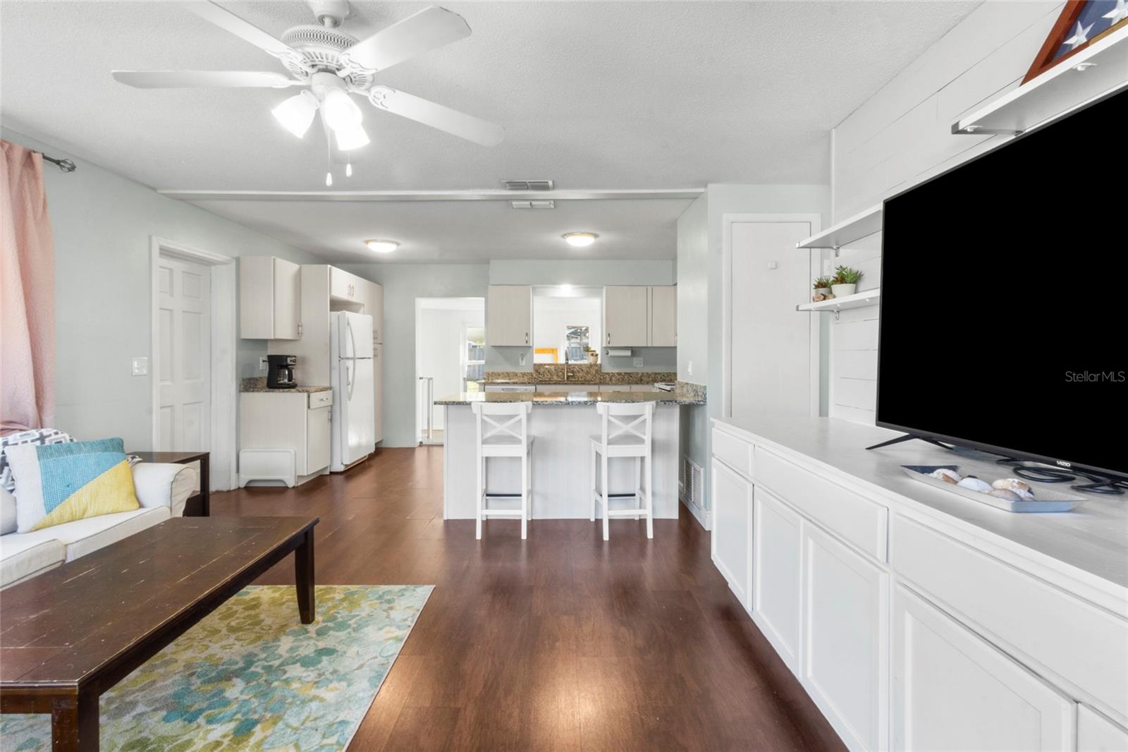 Image 6 of 29 For 4404 55th Ave Drive E