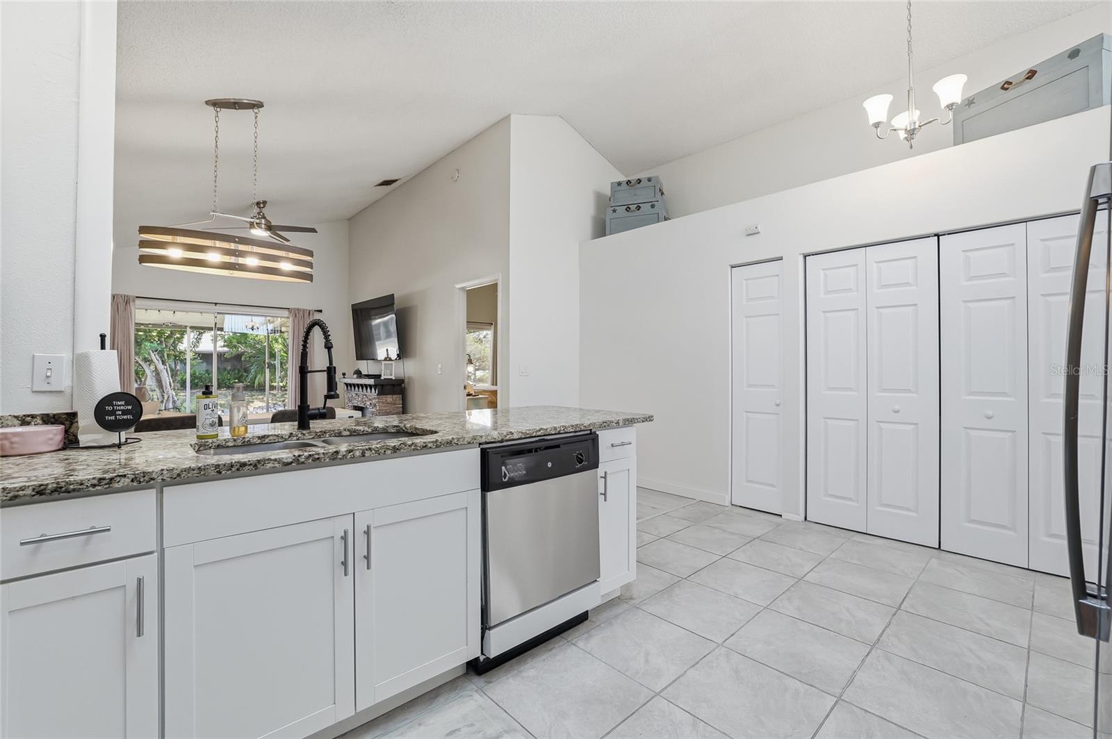 Image 14 of 51 For 4003 38th Street W