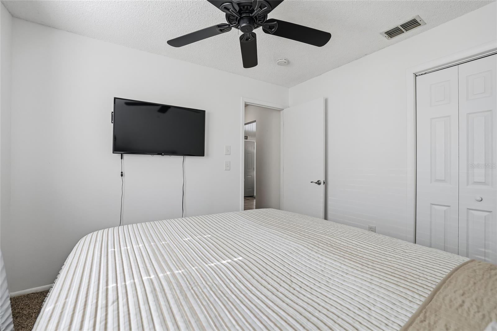 Image 29 of 51 For 4003 38th Street W