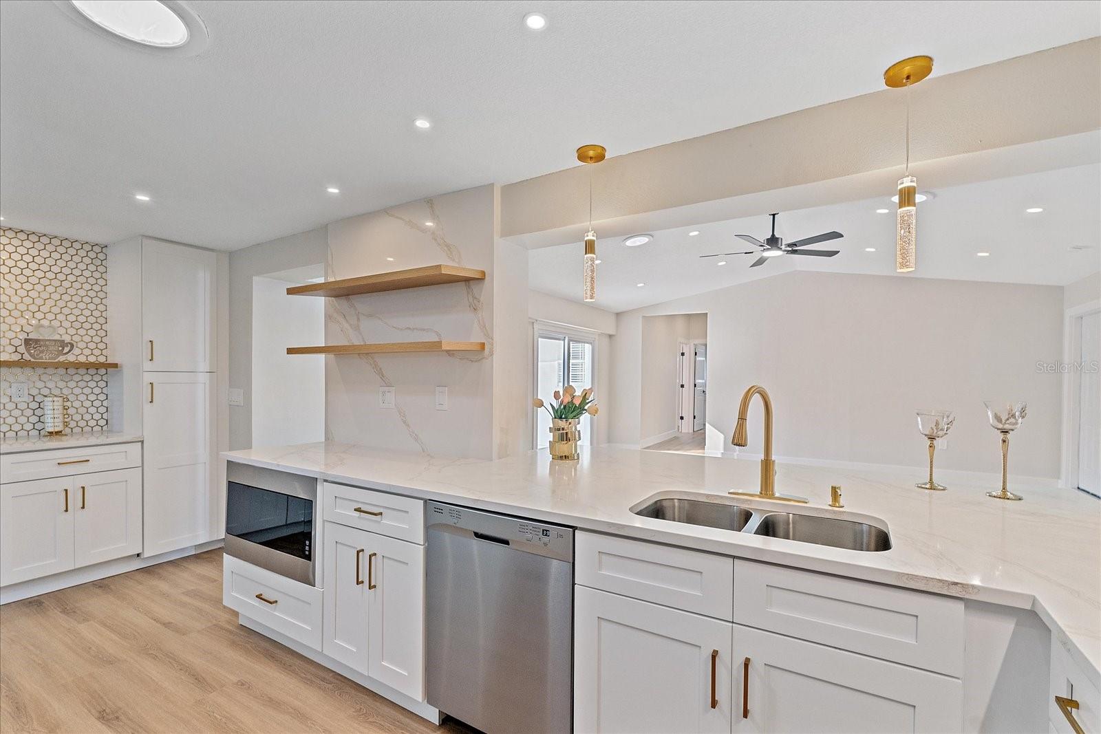 Image 12 of 30 For 1021 15th Street