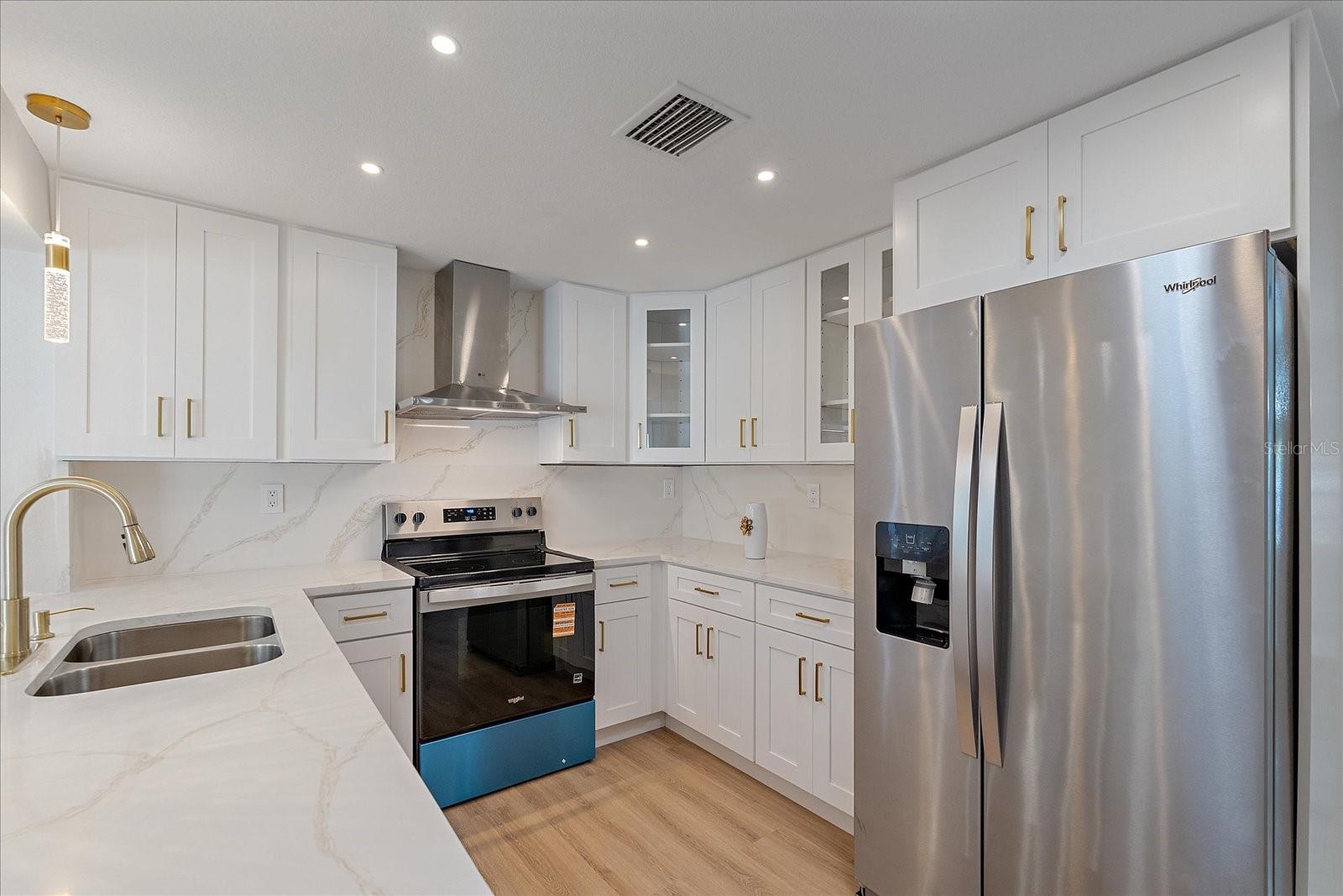 Image 13 of 30 For 1021 15th Street