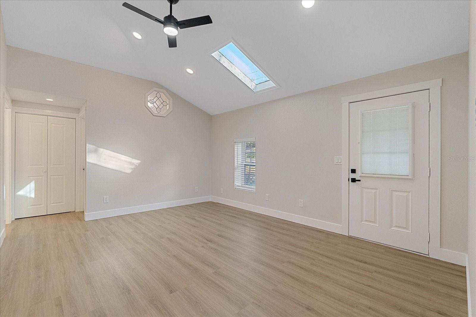 Image 20 of 30 For 1021 15th Street