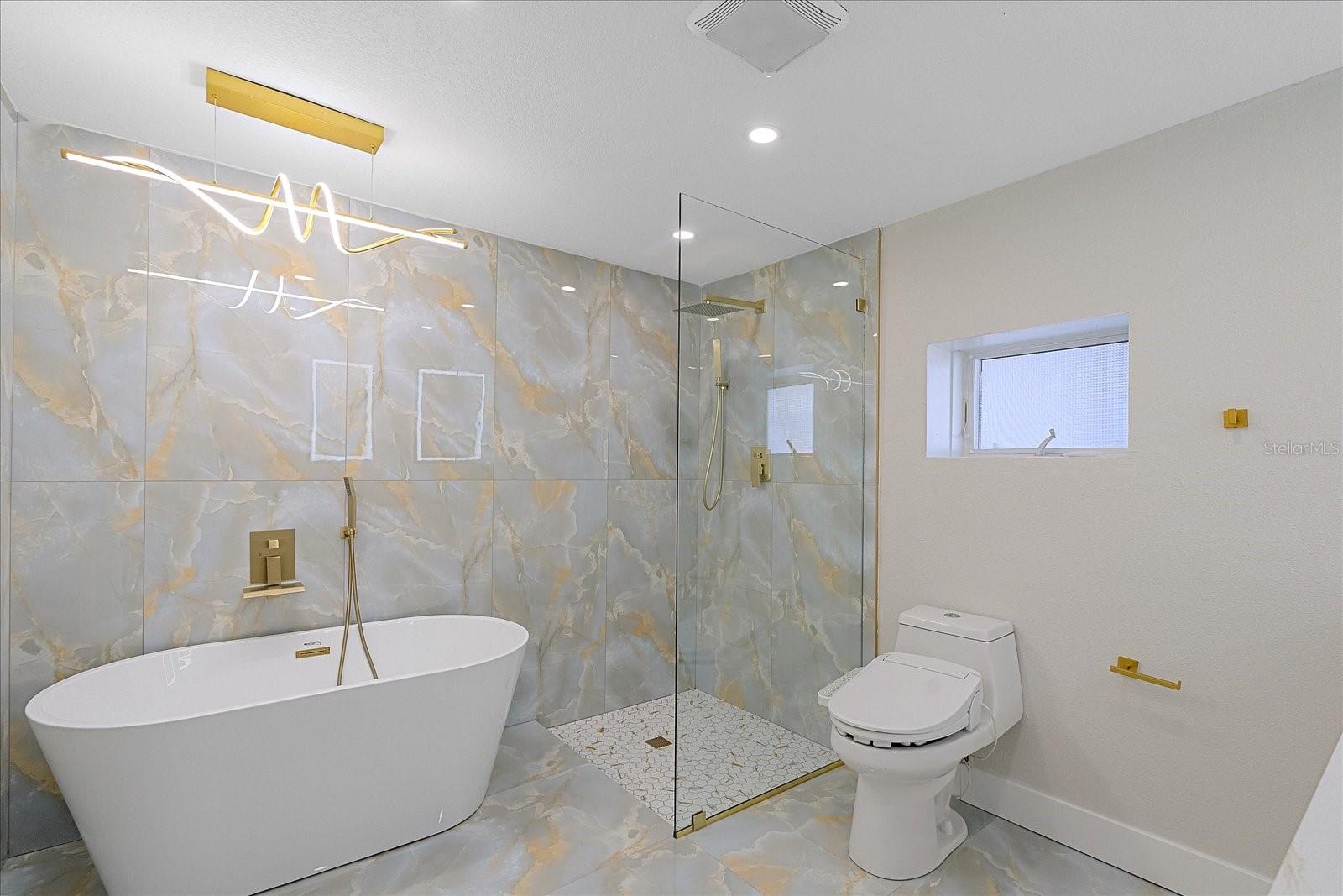 Image 23 of 30 For 1021 15th Street