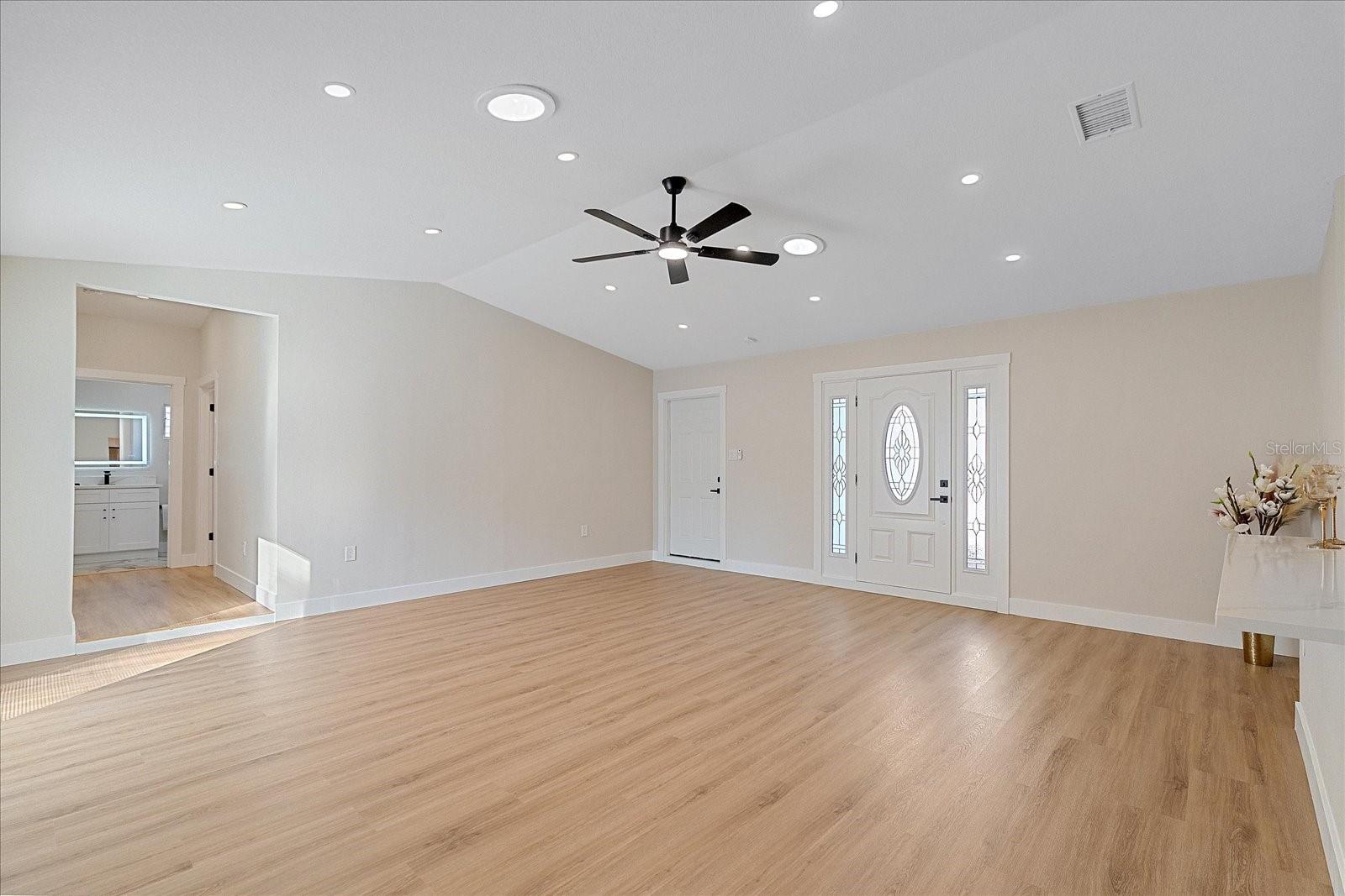 Image 5 of 30 For 1021 15th Street