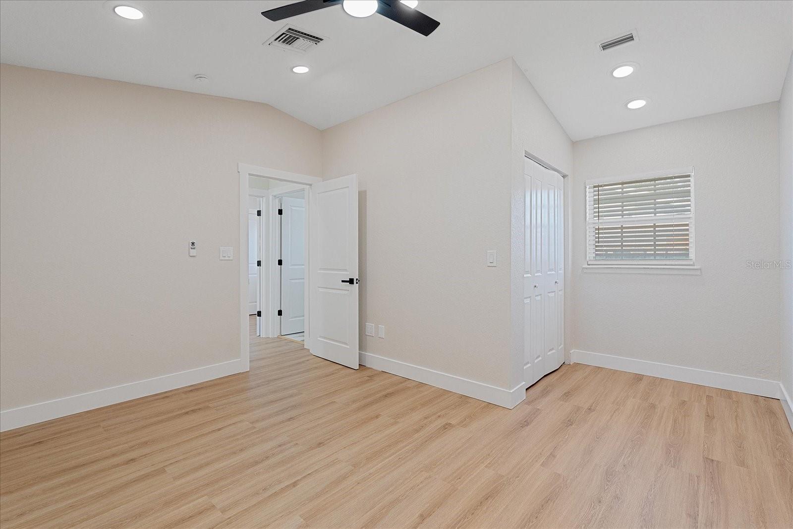 Image 7 of 30 For 1021 15th Street