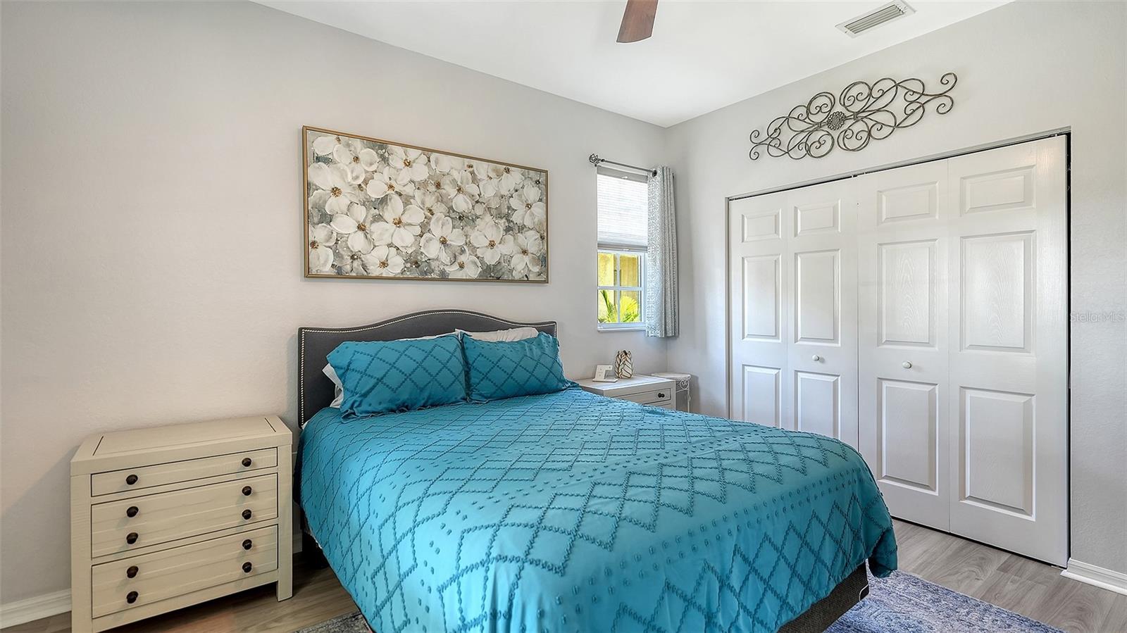 Image 23 of 40 For 201 28th Street W