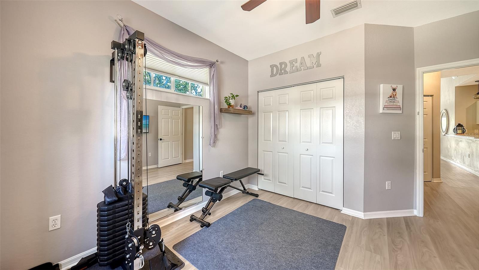 Image 29 of 40 For 201 28th Street W