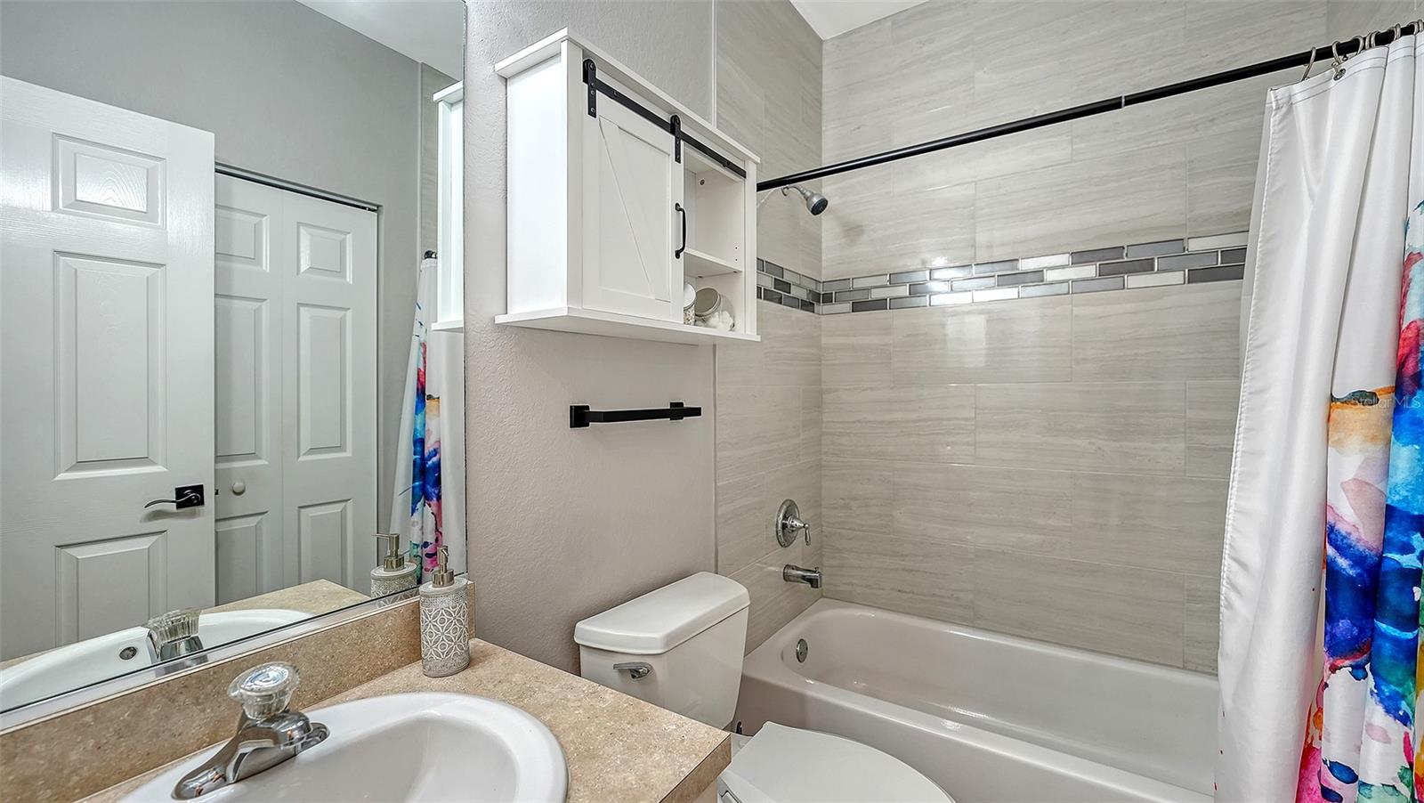 Image 31 of 40 For 201 28th Street W