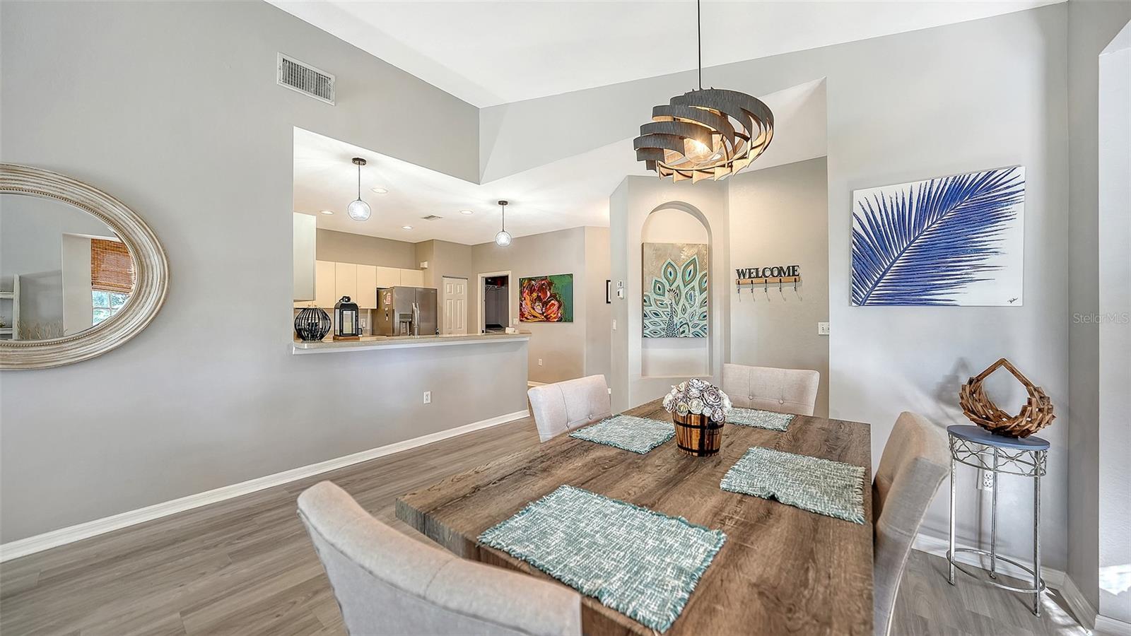 Image 7 of 40 For 201 28th Street W