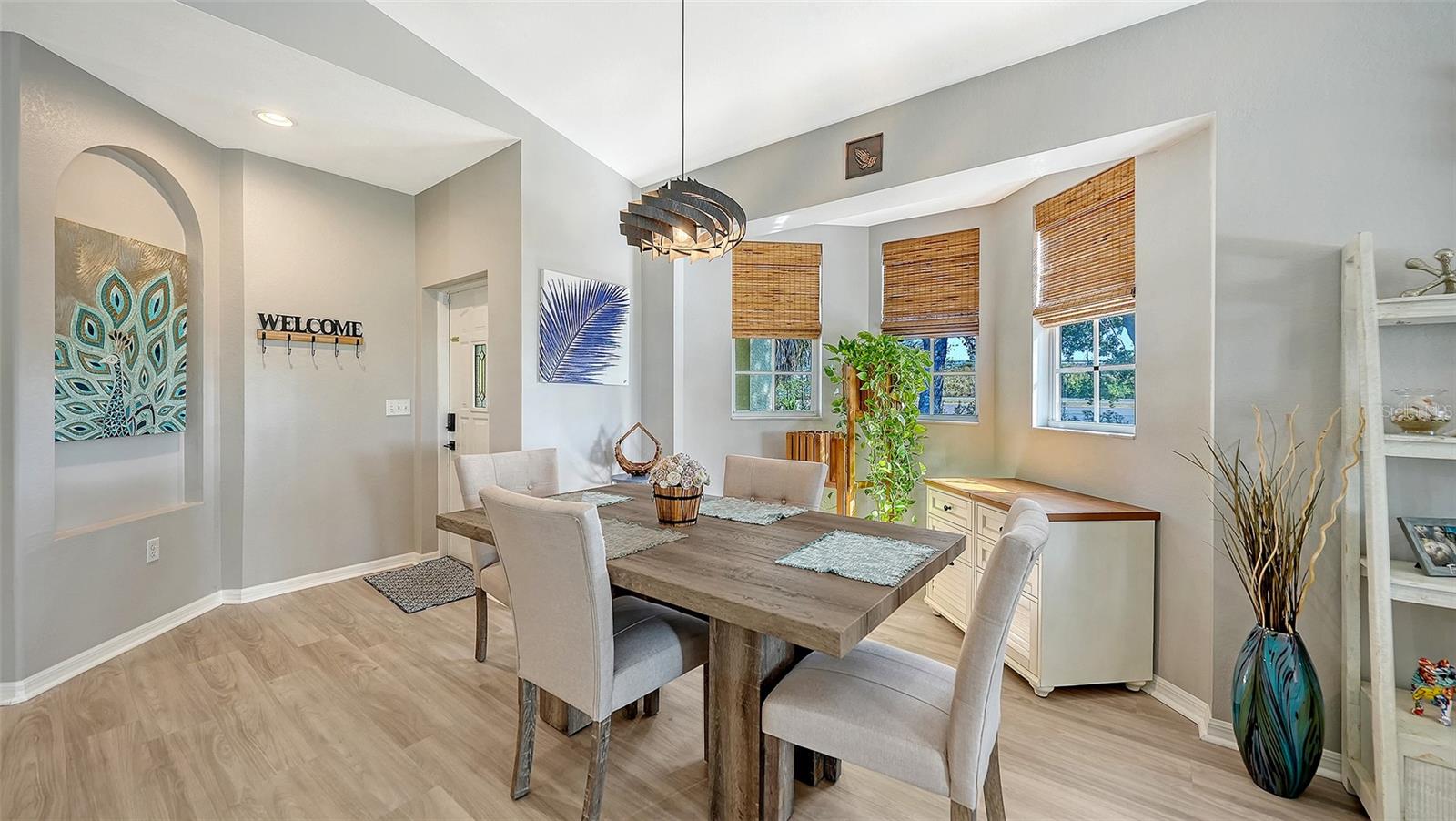 Image 8 of 40 For 201 28th Street W