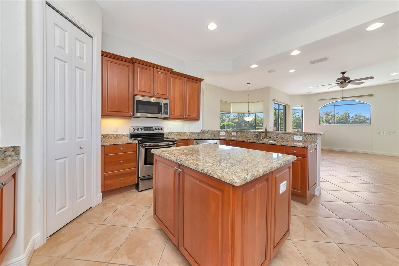 Image 13 of 73 For 316 148th Court Ne