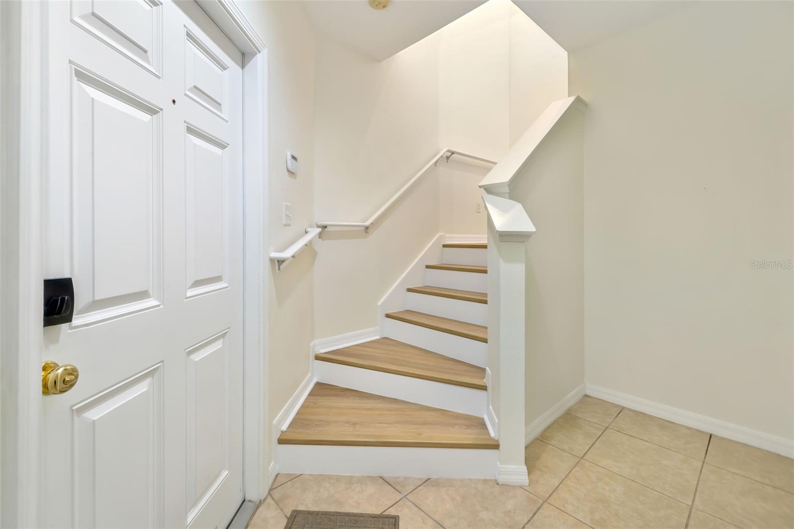 Image 3 of 32 For 8727 Karpeal Drive 1005