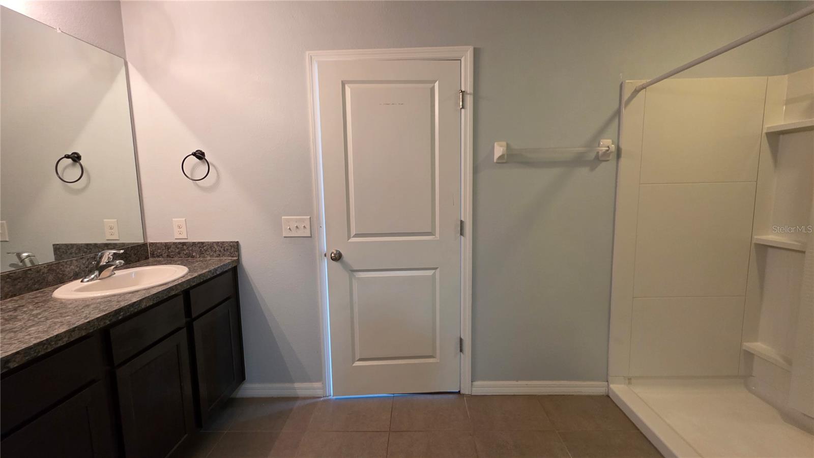 Image 18 of 34 For 4545 Long Branch Lane