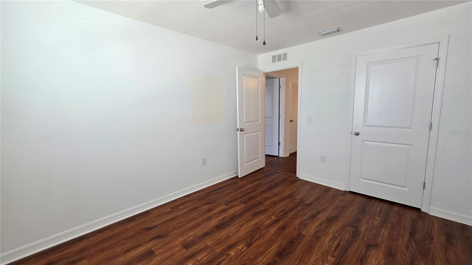 Image 22 of 34 For 4545 Long Branch Lane