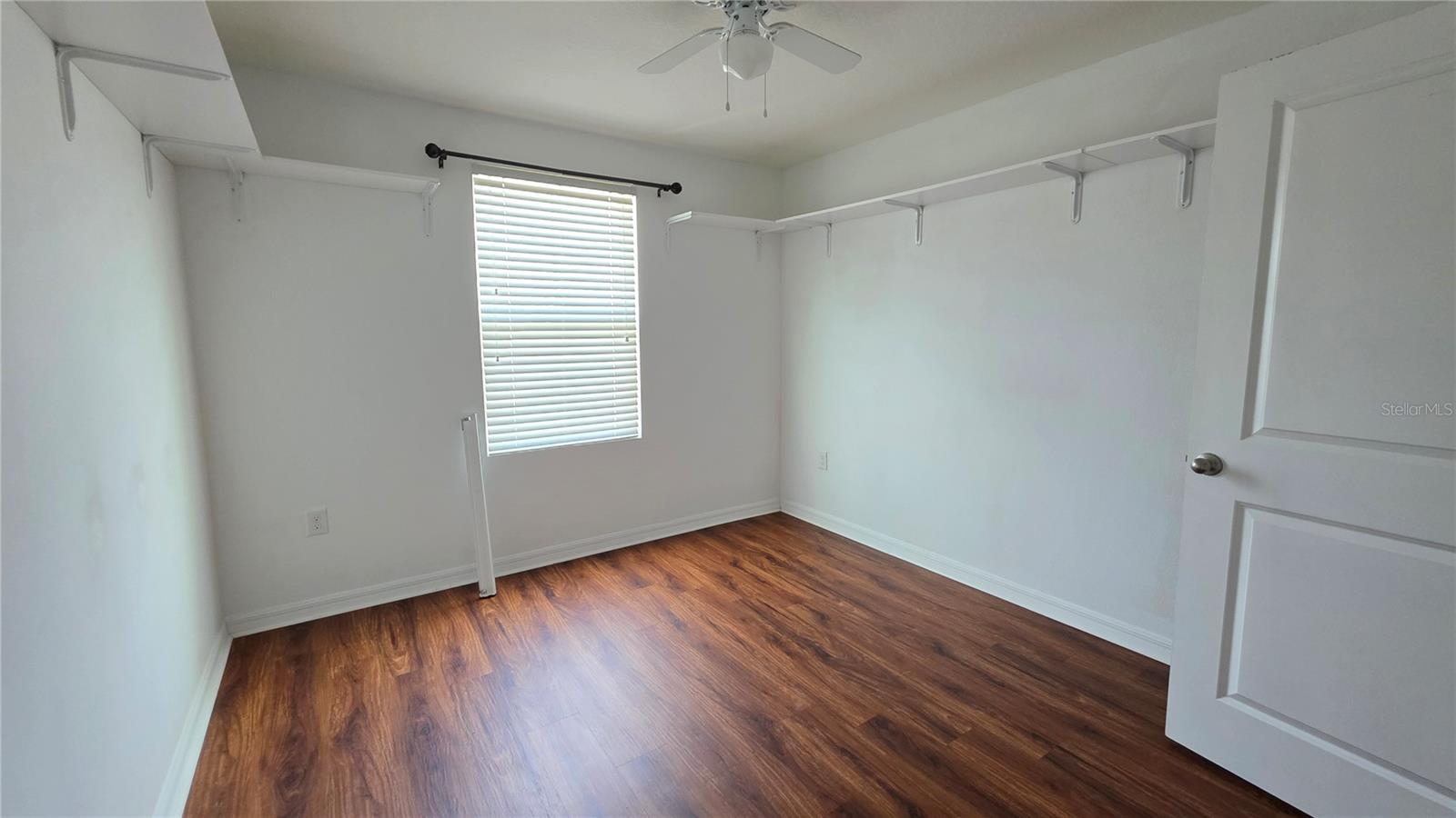 Image 23 of 34 For 4545 Long Branch Lane