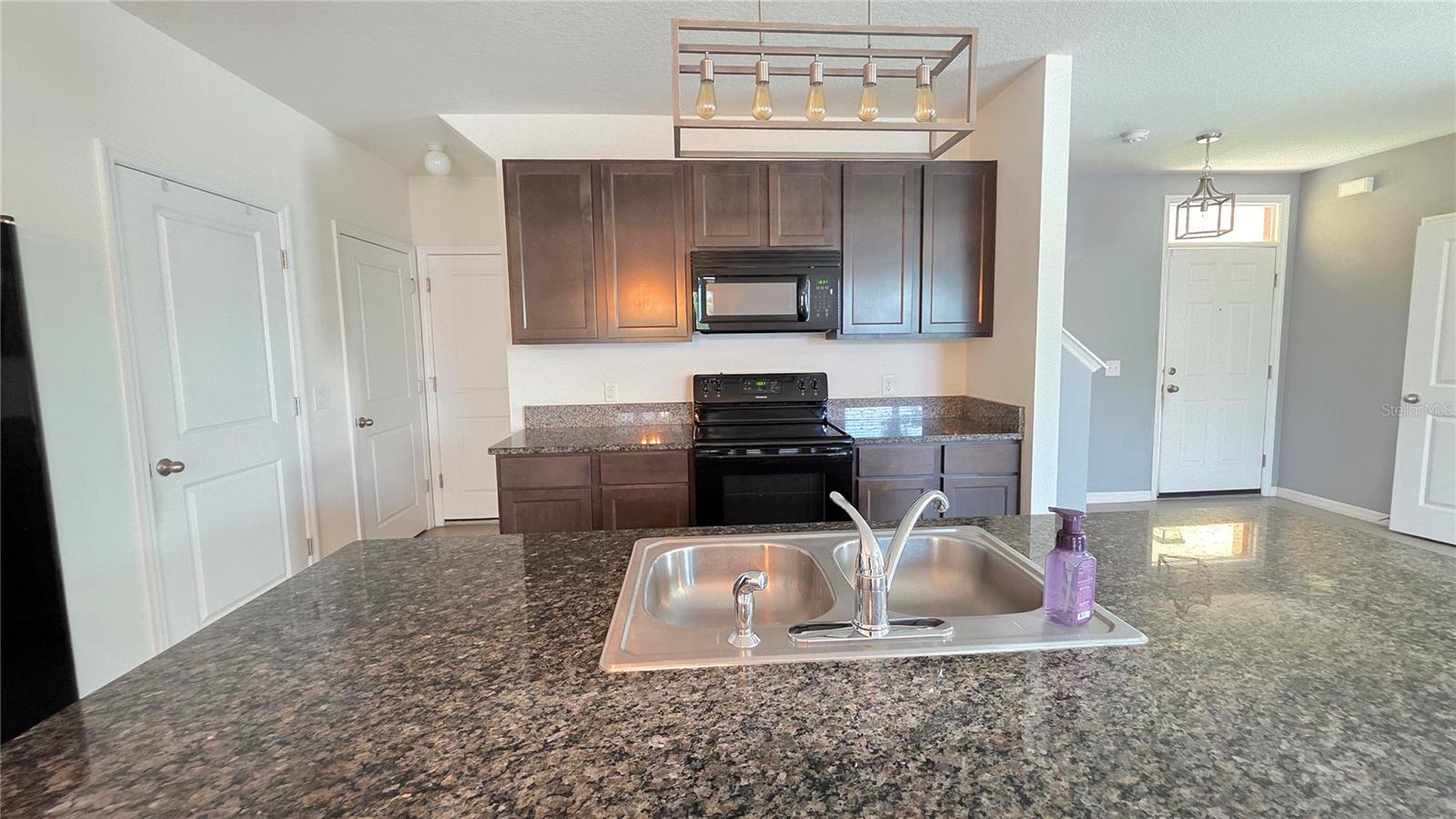 Image 4 of 34 For 4545 Long Branch Lane