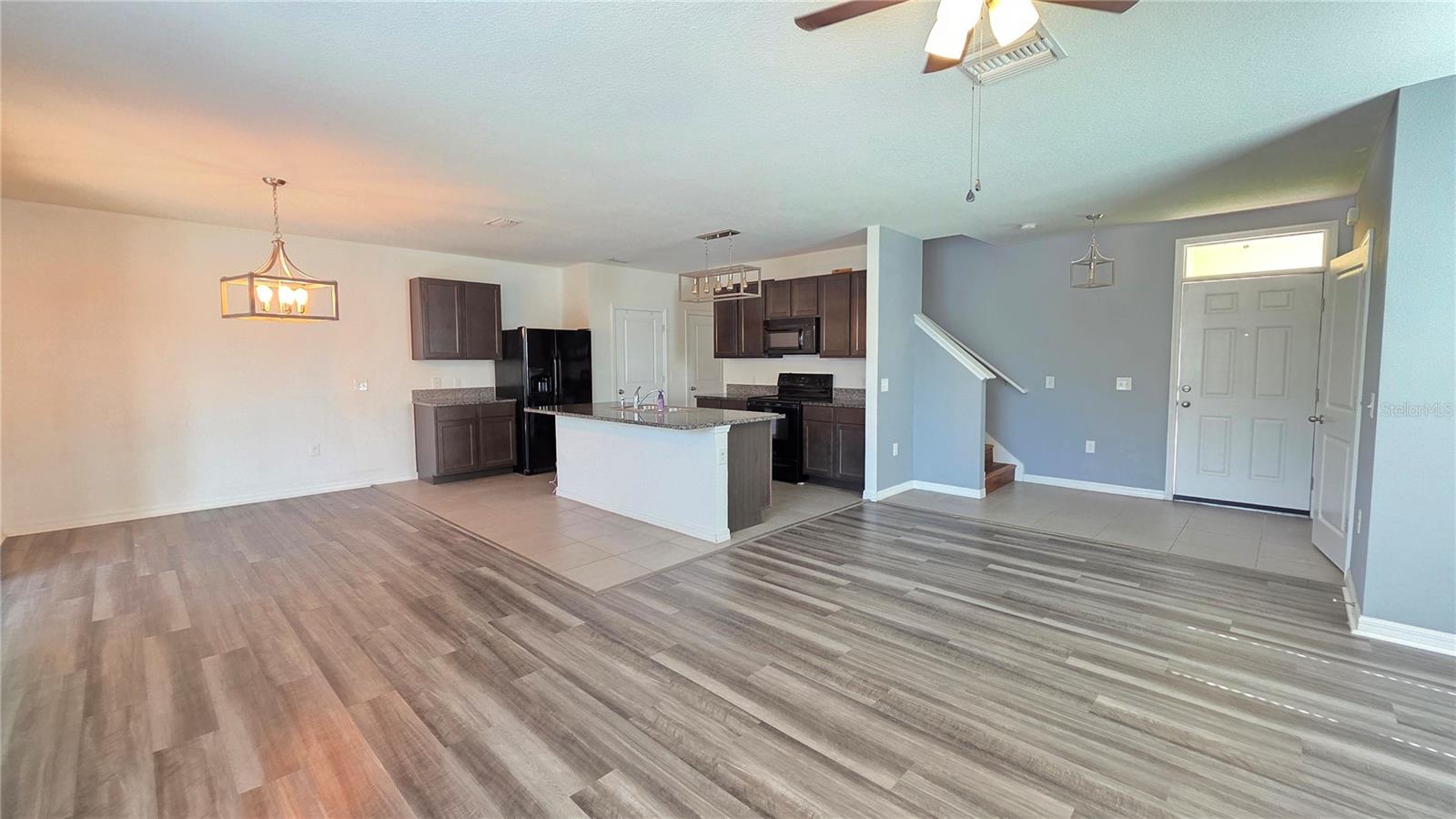 Image 5 of 34 For 4545 Long Branch Lane