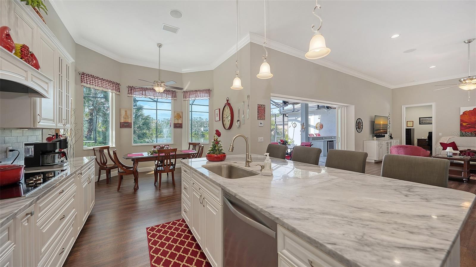 Image 13 of 72 For 20 Bayhead Lane