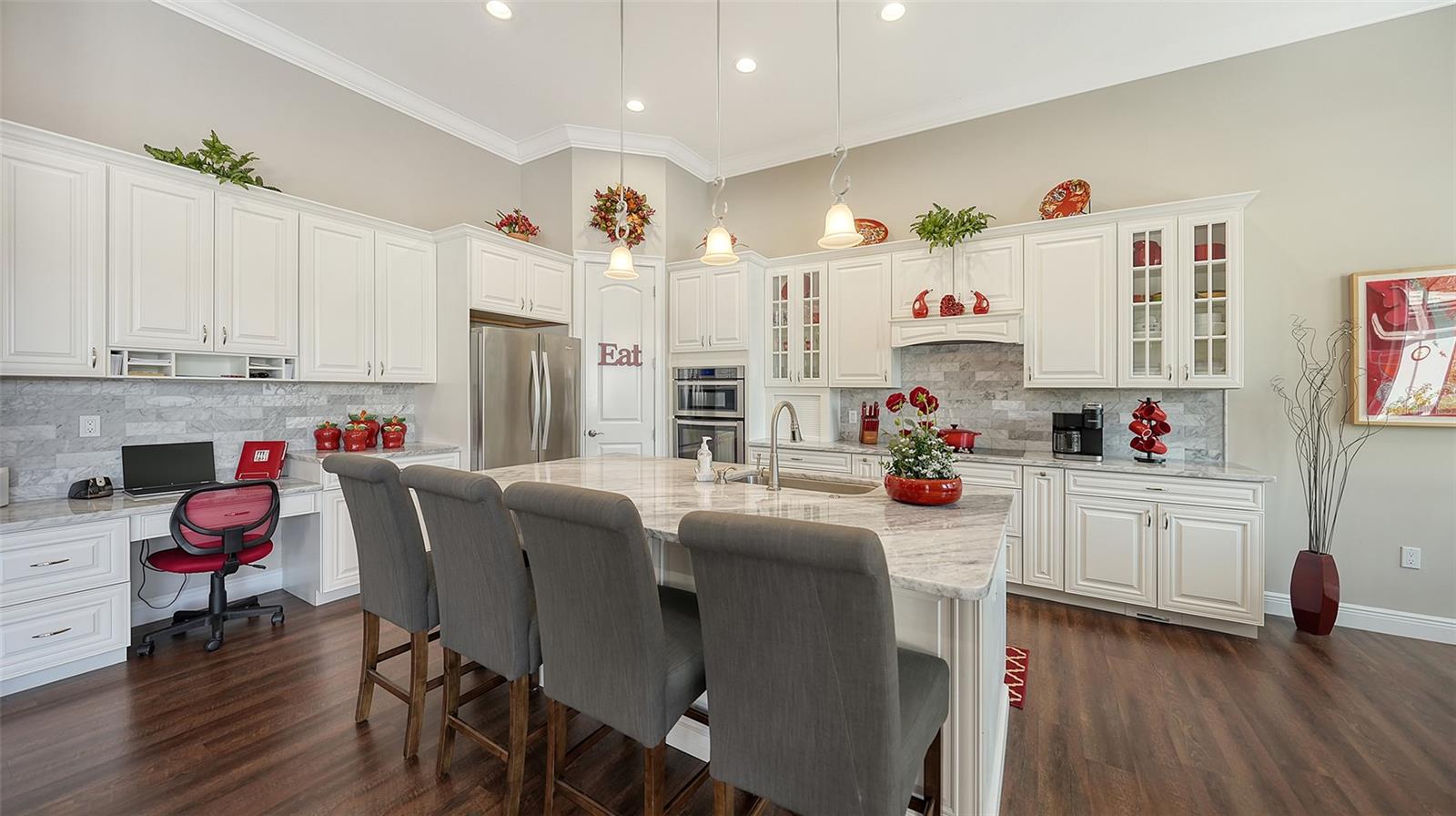 Image 15 of 72 For 20 Bayhead Lane