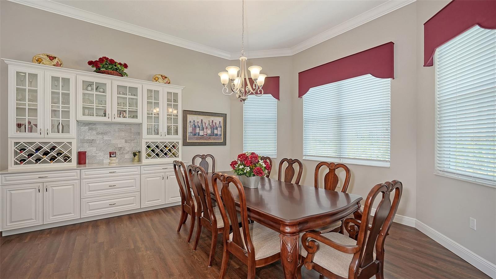 Image 16 of 72 For 20 Bayhead Lane