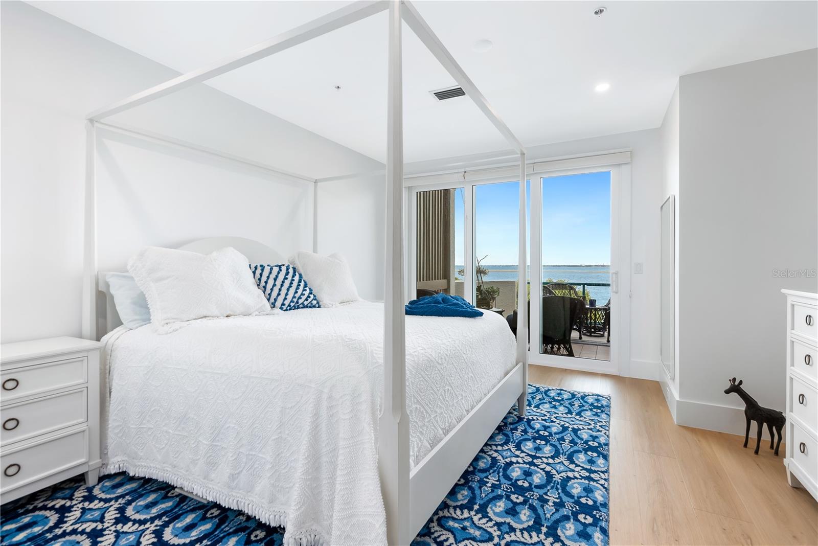 Image 32 of 33 For 340 Gulf Of Mexico Drive 115