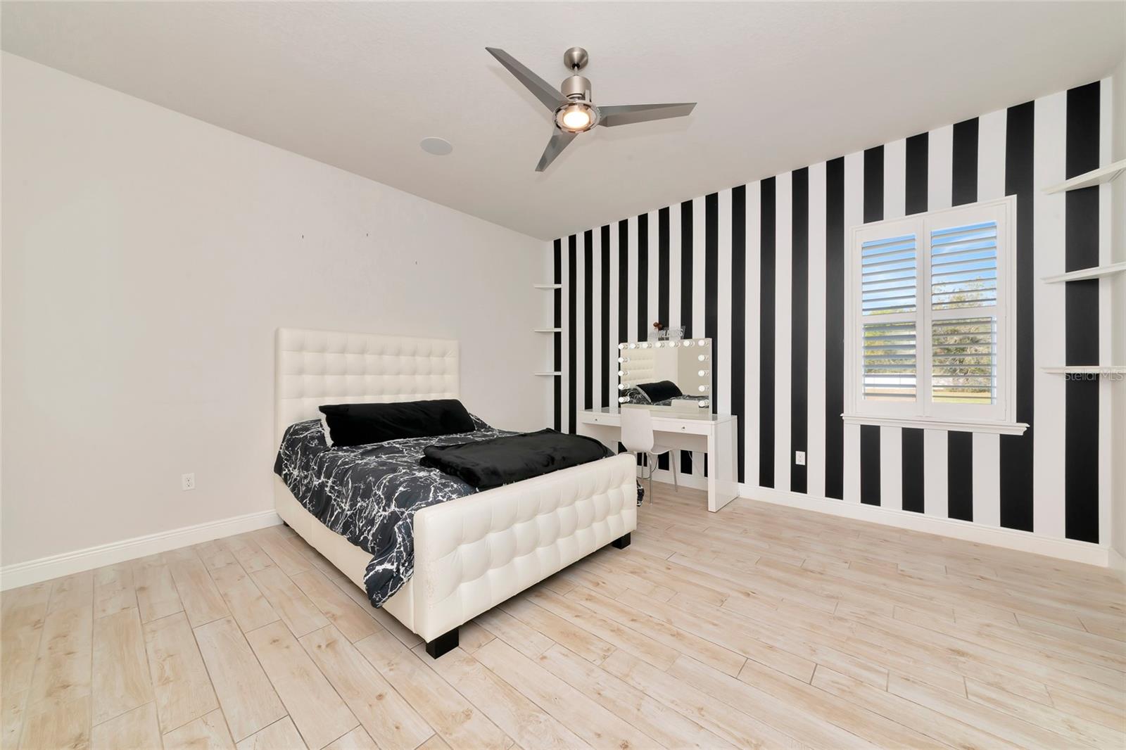 Image 81 of 100 For 28154 Gopher Hill Road