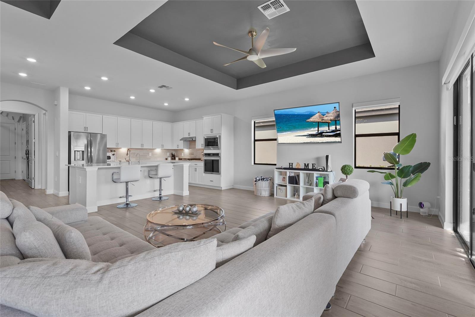 Image 24 of 74 For 15330 Golden Beam Place