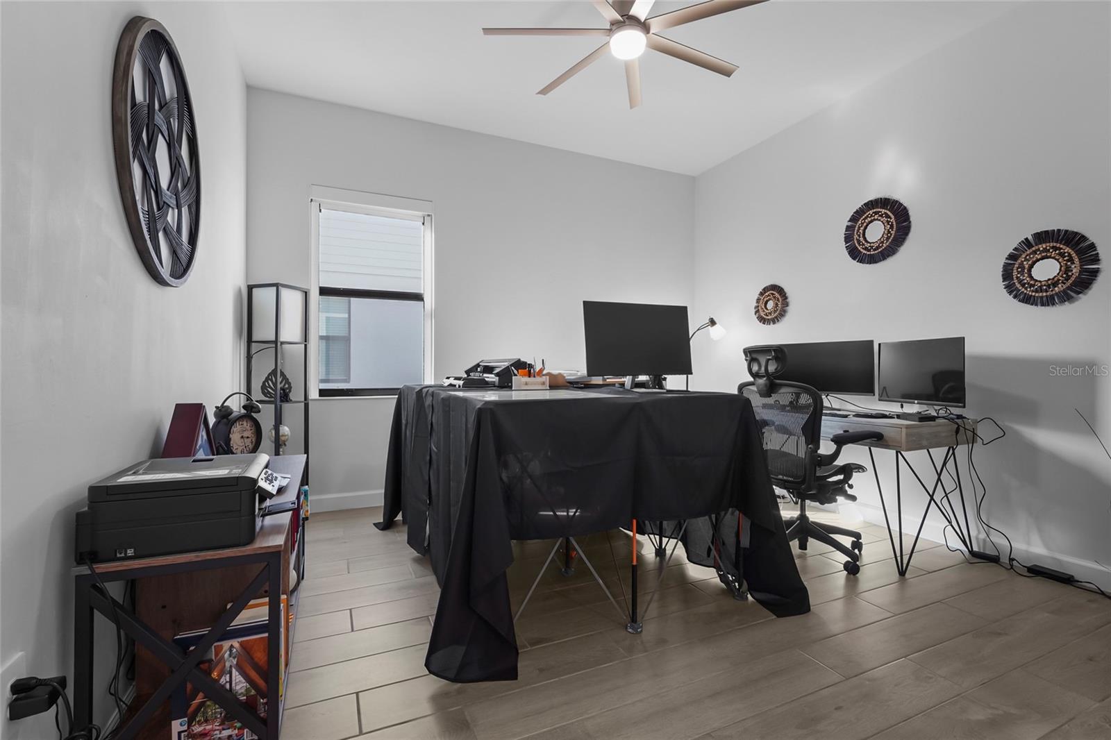 Image 40 of 74 For 15330 Golden Beam Place