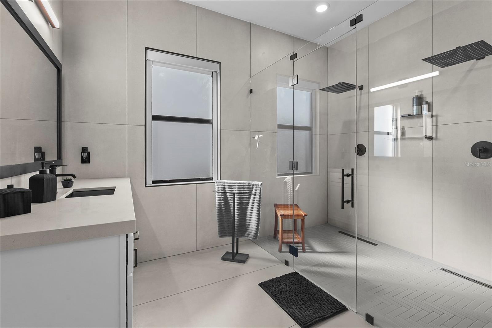 Image 7 of 74 For 15330 Golden Beam Place