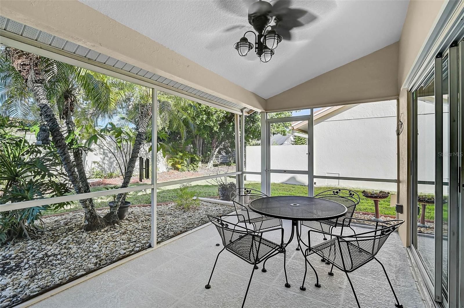 Image 27 of 45 For 4041 Murfield Drive E