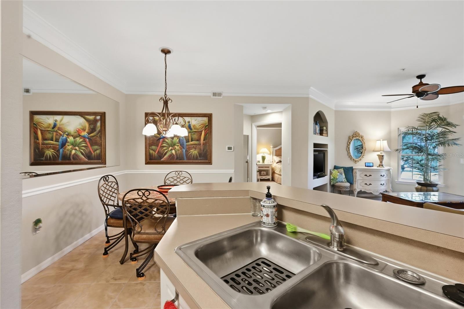 Image 11 of 38 For 5122 Northridge Road 210