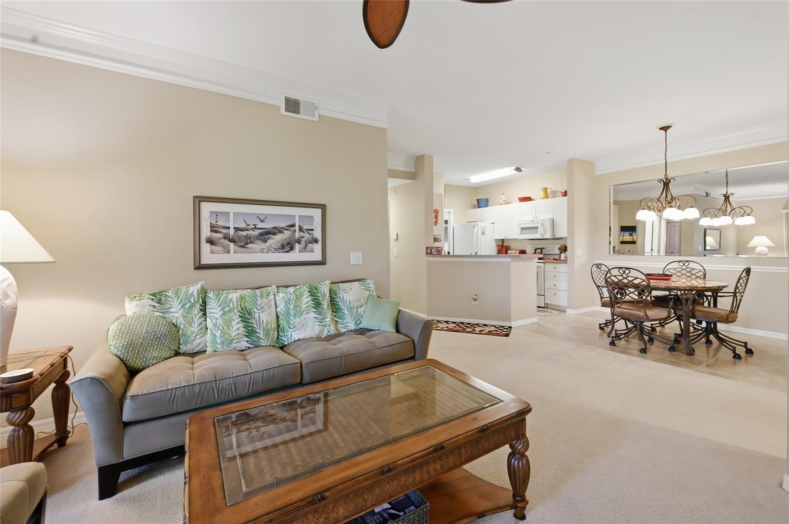 Image 7 of 38 For 5122 Northridge Road 210