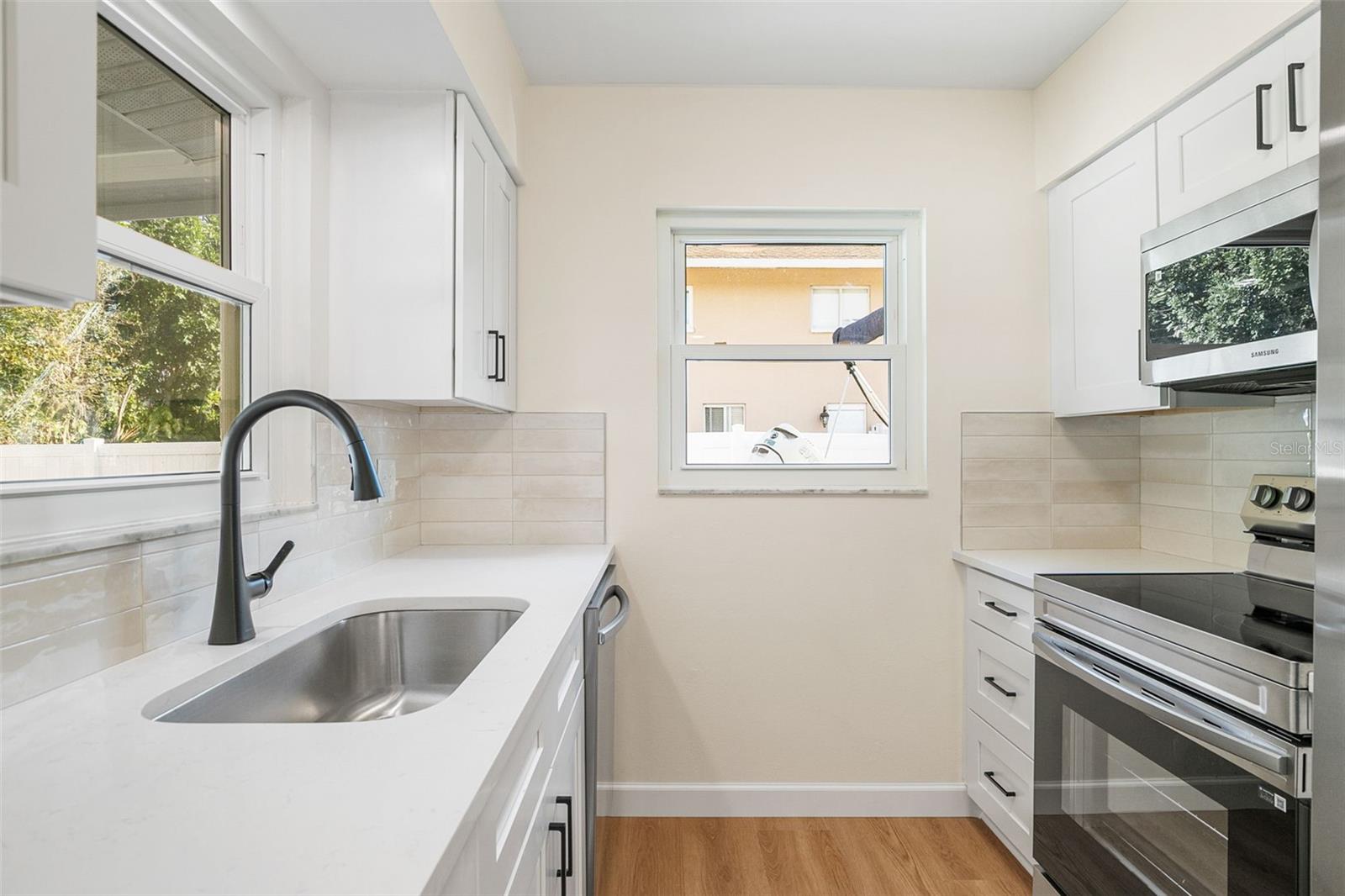 Image 15 of 34 For 354 Burke Road