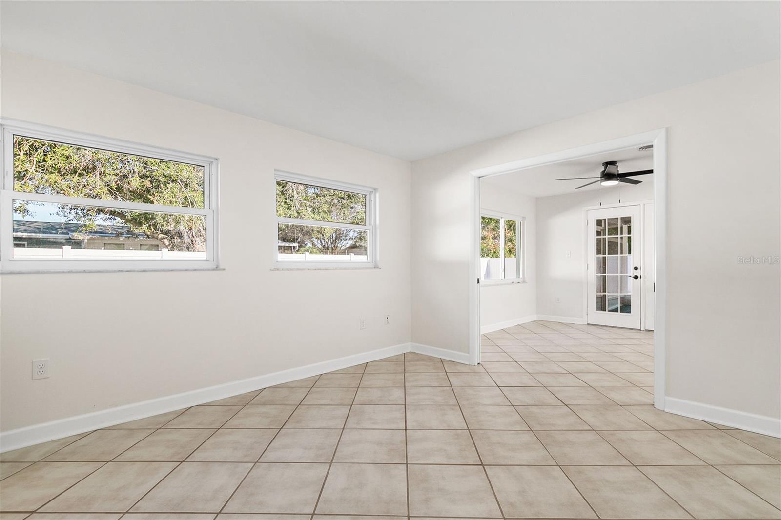 Image 29 of 34 For 354 Burke Road