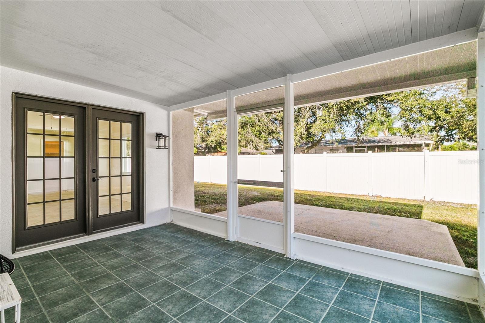 Image 31 of 34 For 354 Burke Road