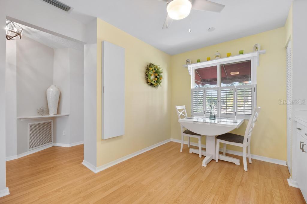 Image 15 of 41 For 6101 34th Street W 6d