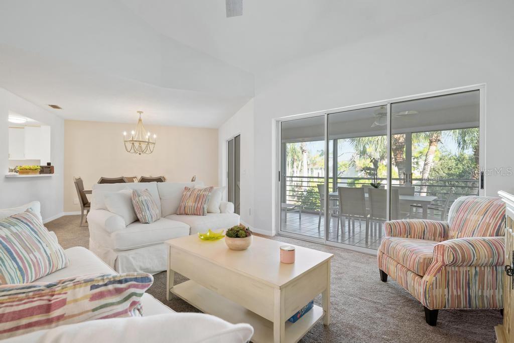 Image 4 of 41 For 6101 34th Street W 6d