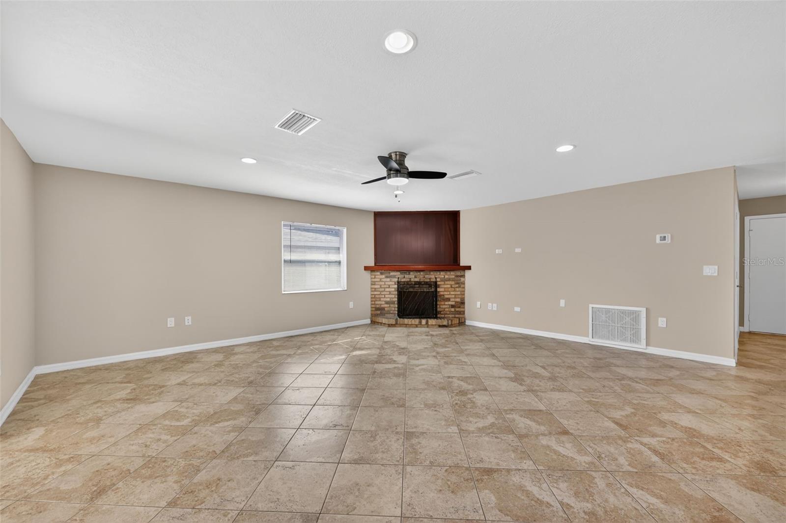 Image 12 of 37 For 3615 Dunbar Drive