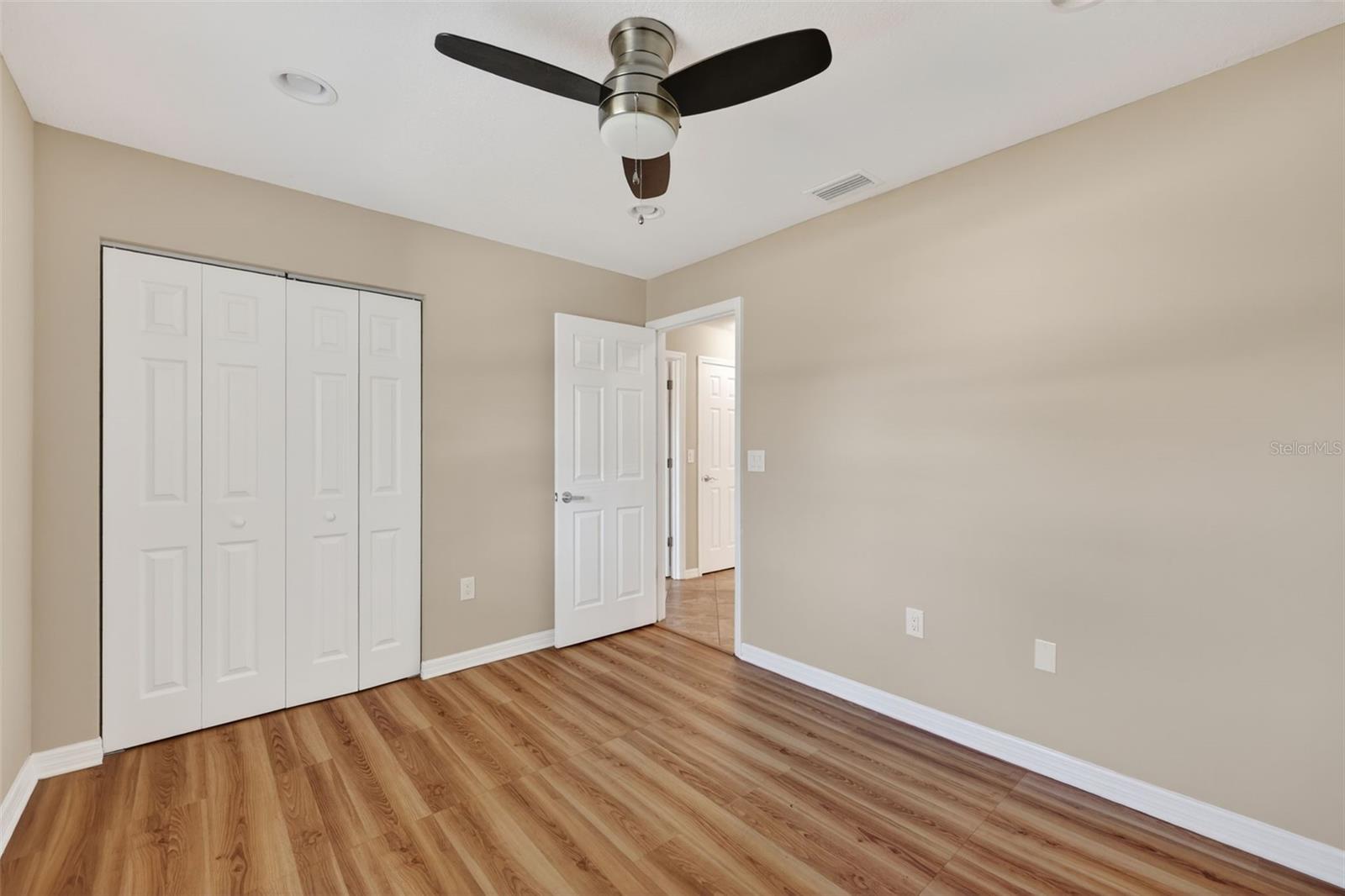 Image 19 of 37 For 3615 Dunbar Drive