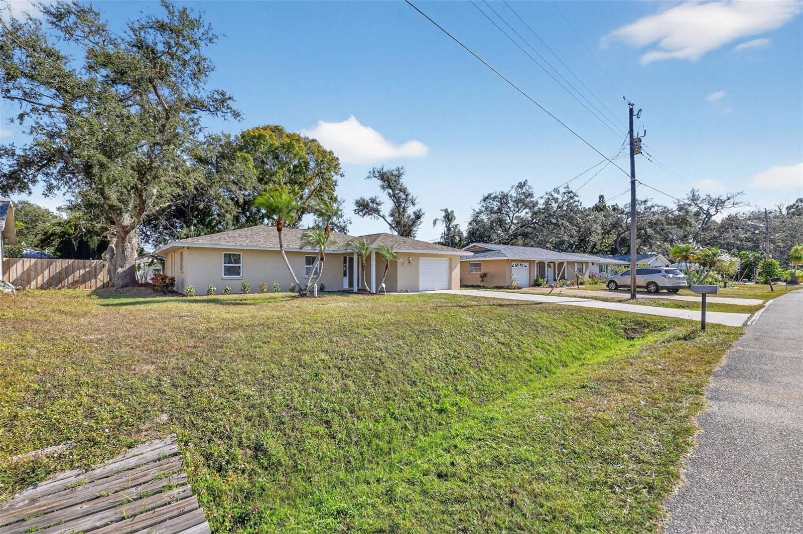 Image 3 of 37 For 3615 Dunbar Drive